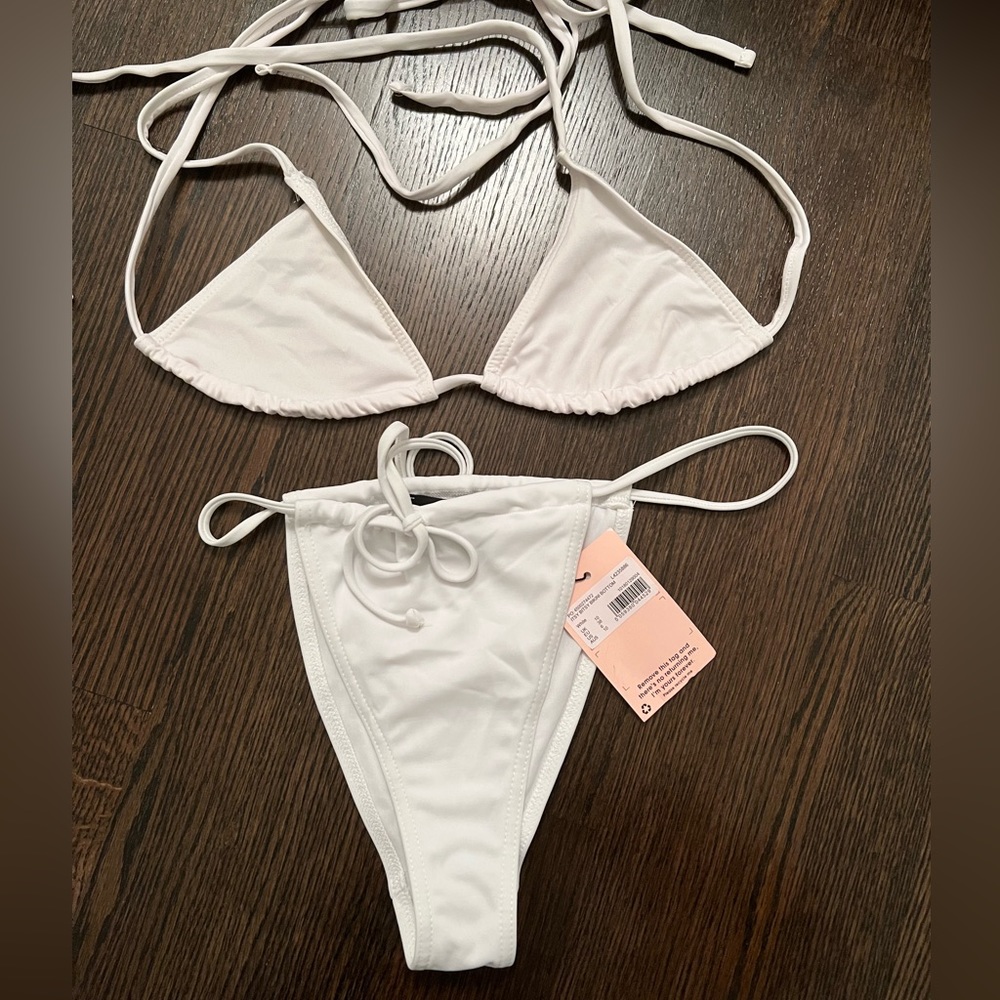 Miss guided White Bikini